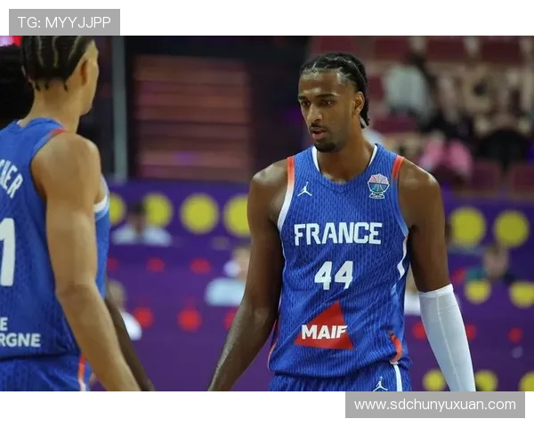 萨尔首节高效表现砍下13分6板1助1断 正负值+3助力球队领先